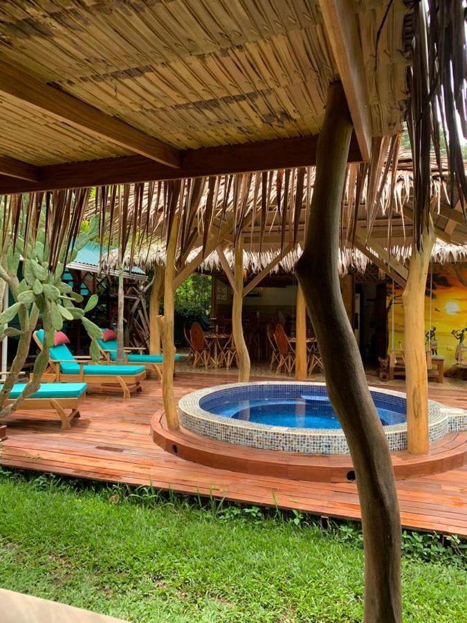 Bed and Breakfast Casa Mambo à Cahuita Extérieur photo